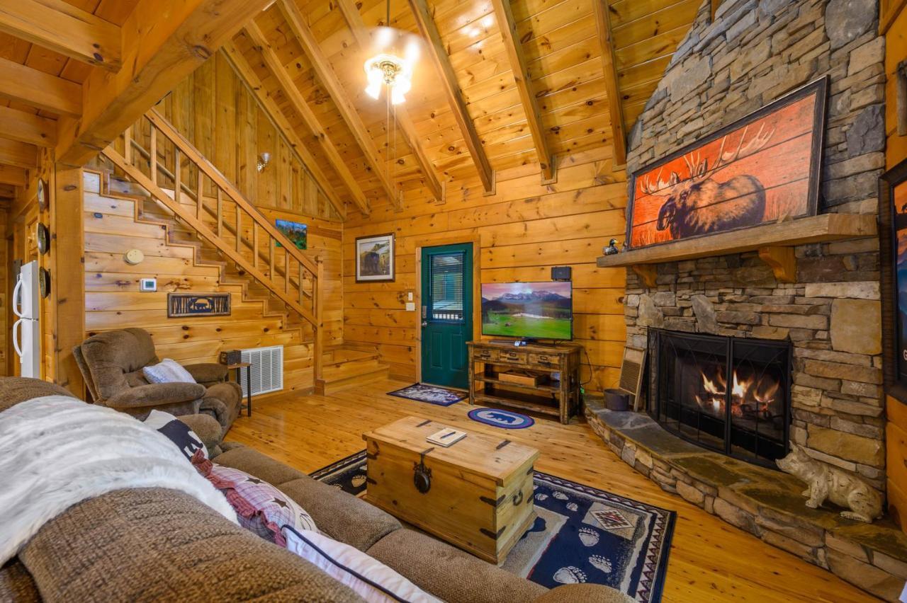 Gypsy Road - Privacy! Log Cabin With Hot Tub, Wifi, Directv And Arcade Sevierville Luaran gambar