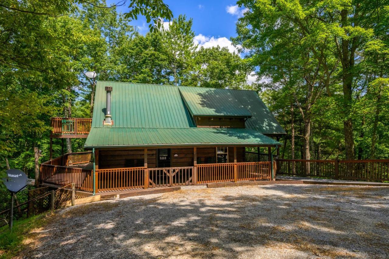 Gypsy Road - Privacy! Log Cabin With Hot Tub, Wifi, Directv And Arcade Sevierville Luaran gambar