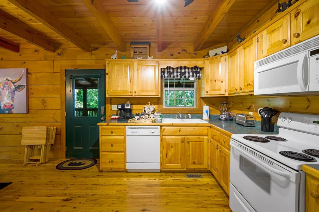 Gypsy Road - Privacy! Log Cabin With Hot Tub, Wifi, Directv And Arcade Sevierville Luaran gambar